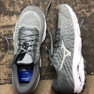 Mizuno Wave Inspire 16 Waveknit